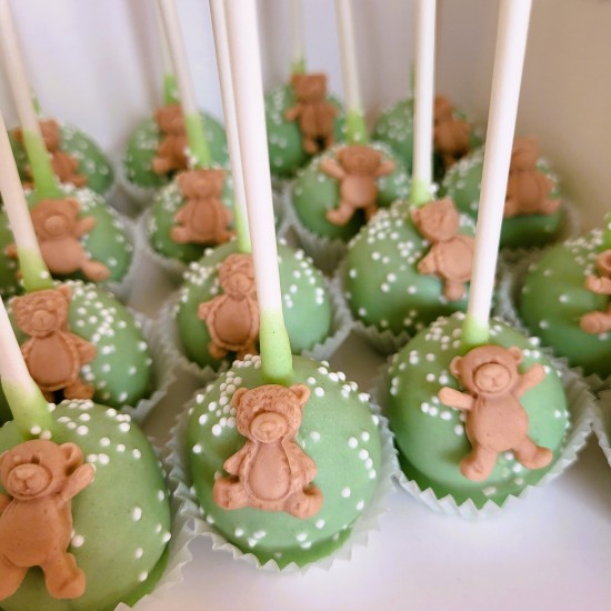 baby bear cake pop