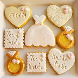 bride cookies