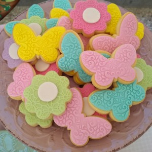 mini cookies butterfly and flower