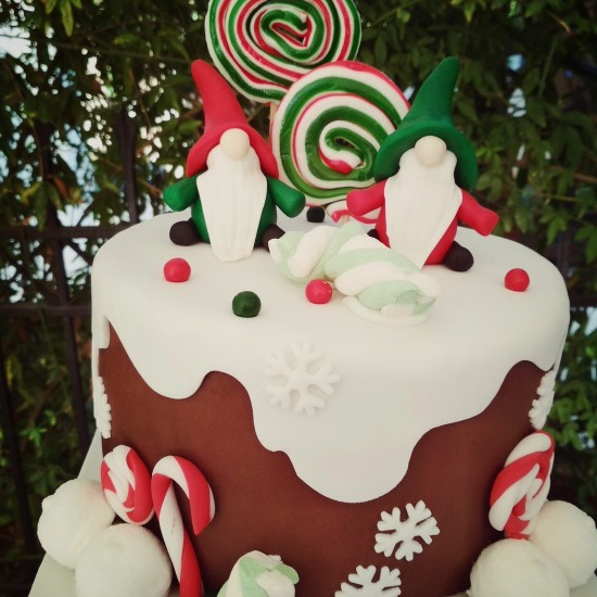 christmas gnome cake