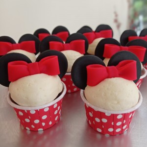 mini cupcakes Minnie Mouse