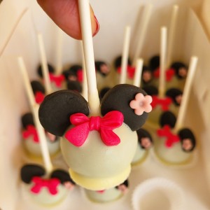 cake pop minnie mouse