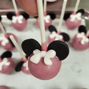 cake pop minnie mouse