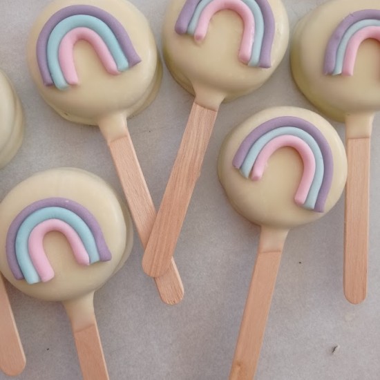 oreo cookies pop rainbow