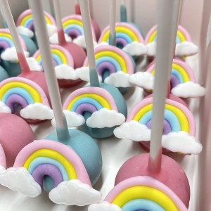 cake pop rainbow