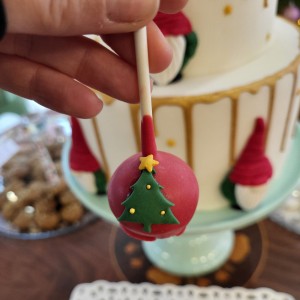 christmas cake pops