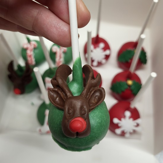 christmas cake pops