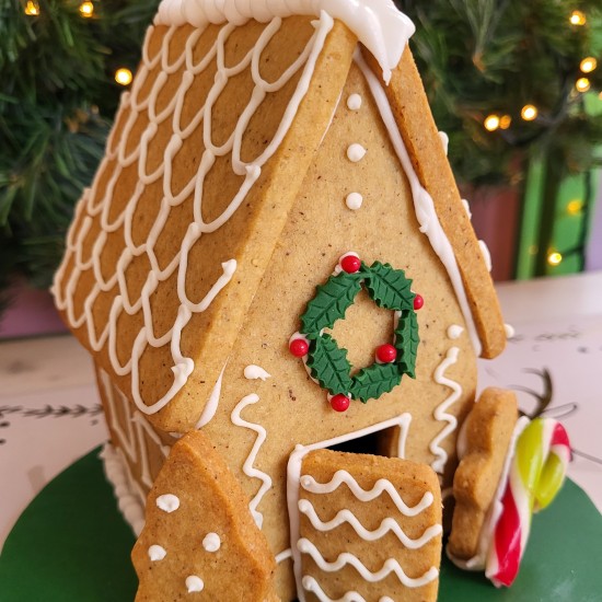 little gingerbread house