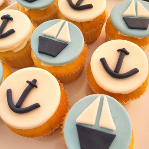cupcakes navy
