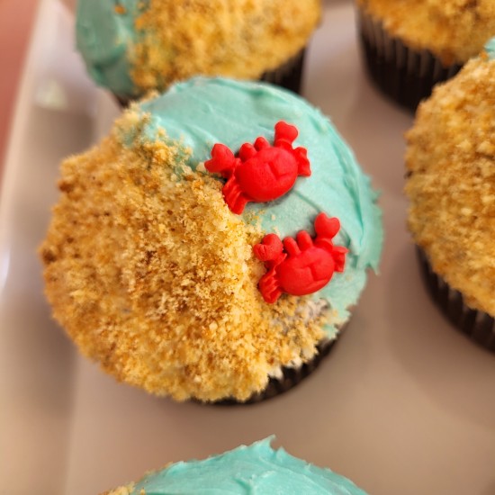 beach cupcakes