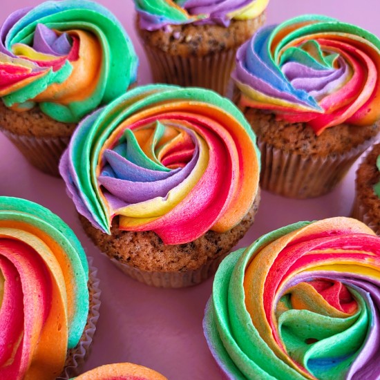 cupcakes rainbow