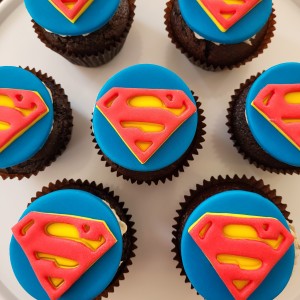 cupcakes superman