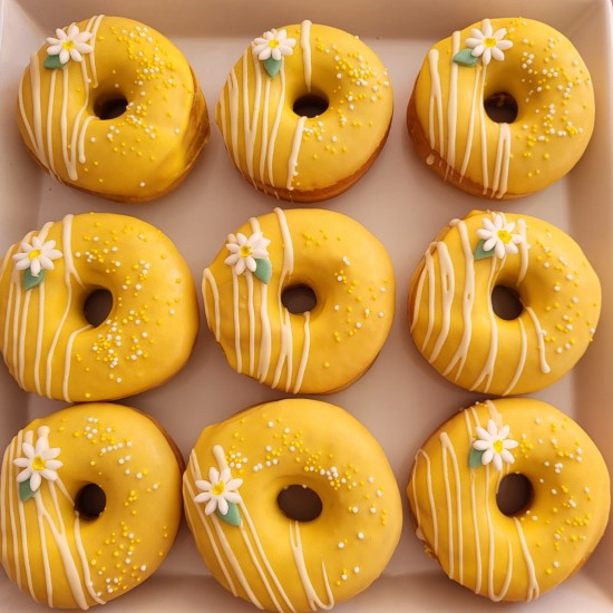 donuts daisies