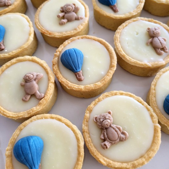 mini tart ballons & teddy bear