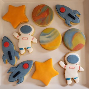 mini cookies space