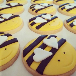 bees cookies