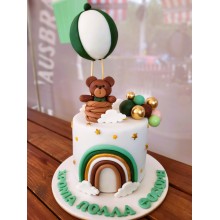 ballon rainbow bear cake