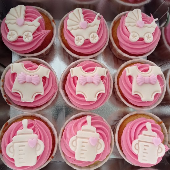 baby midi cupcakes