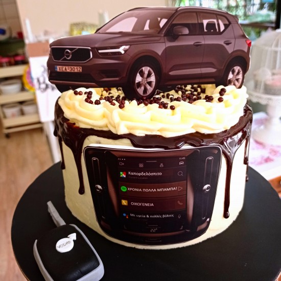 birthday cake with car