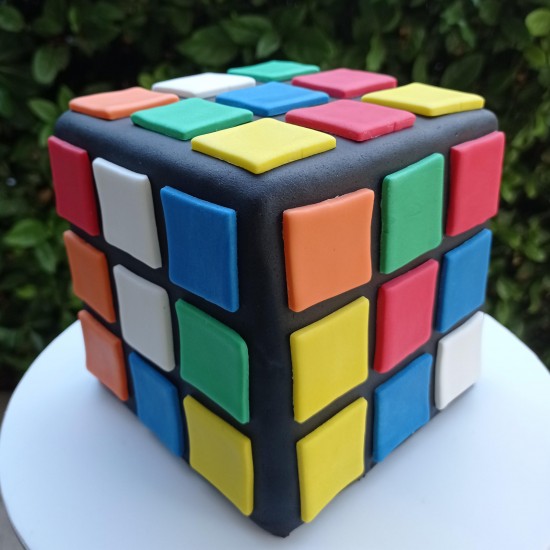 rubik's cube cake