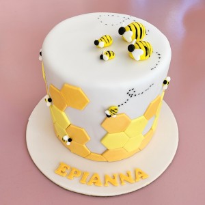 bees cake